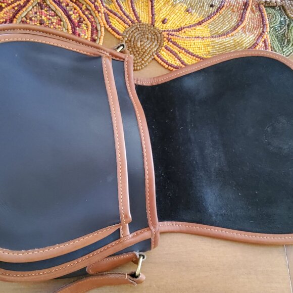 Coach Vintage Spectator Saddle Bag in Black and Tabac Trim - Picture 8 of 10